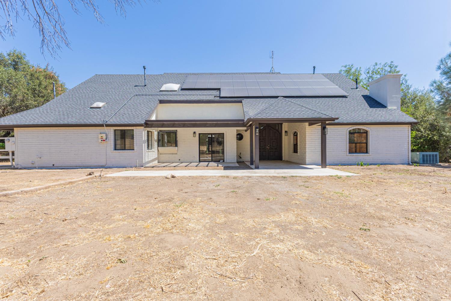 22022 Tollhouse Rd, Clovis, CA 93619