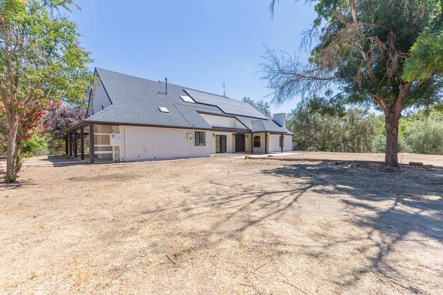 22022 Tollhouse Rd, Clovis, CA 93619