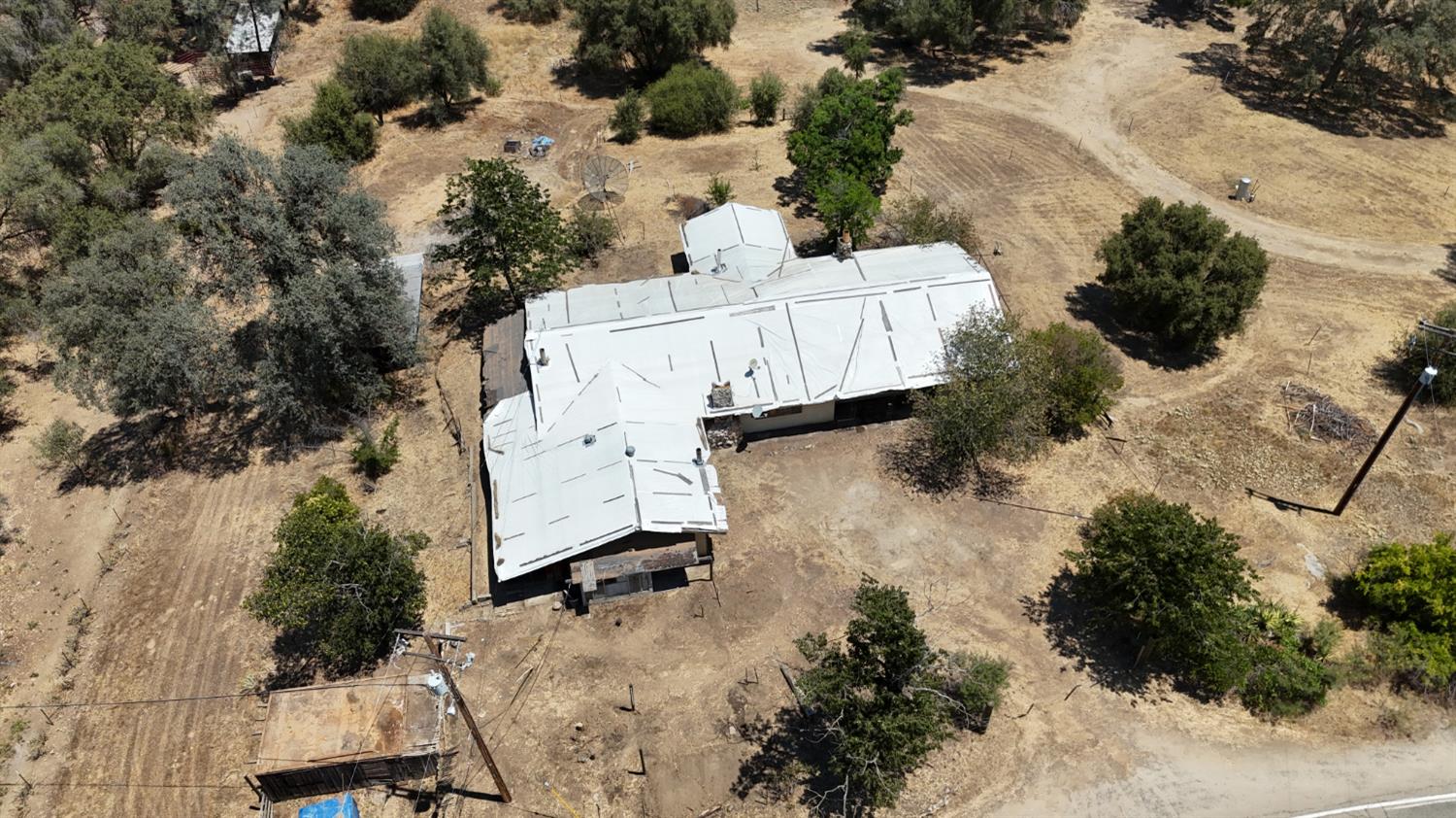 22022 Tollhouse Rd, Clovis, CA 93619