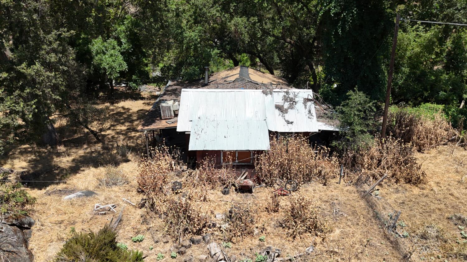 22022 Tollhouse Rd, Clovis, CA 93619