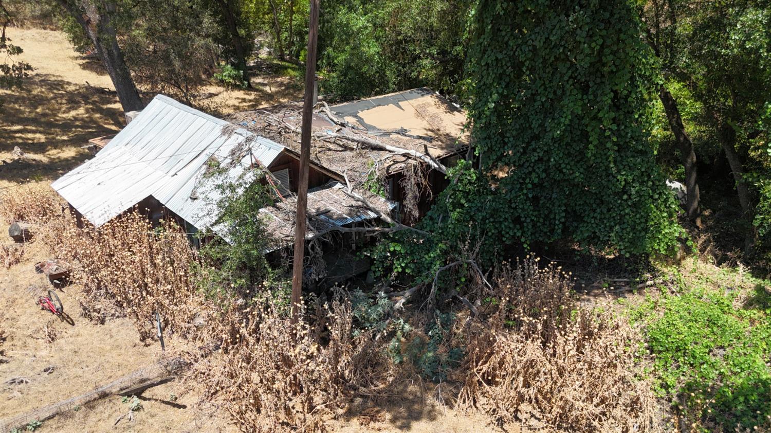 22022 Tollhouse Rd, Clovis, CA 93619