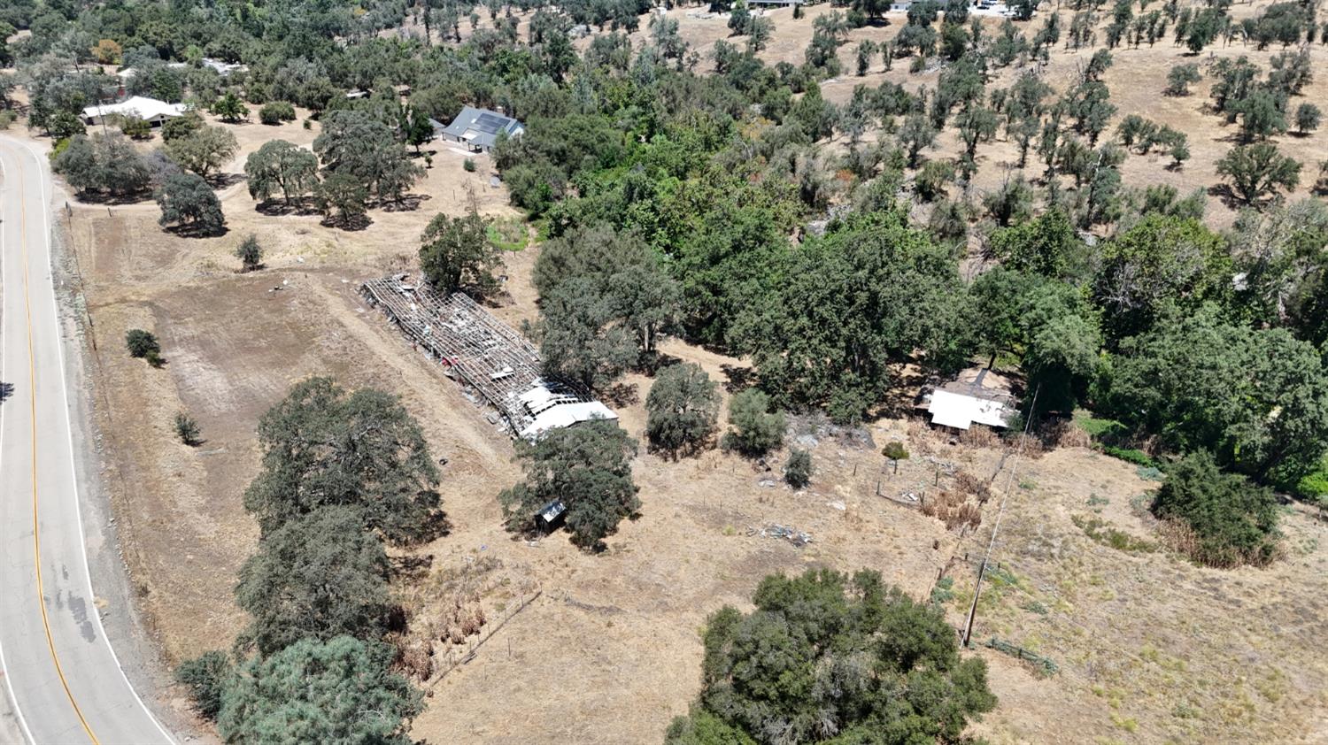 22022 Tollhouse Rd, Clovis, CA 93619
