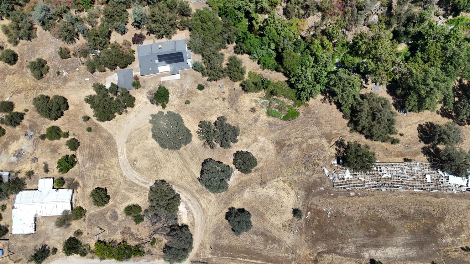 22022 Tollhouse Rd, Clovis, CA 93619