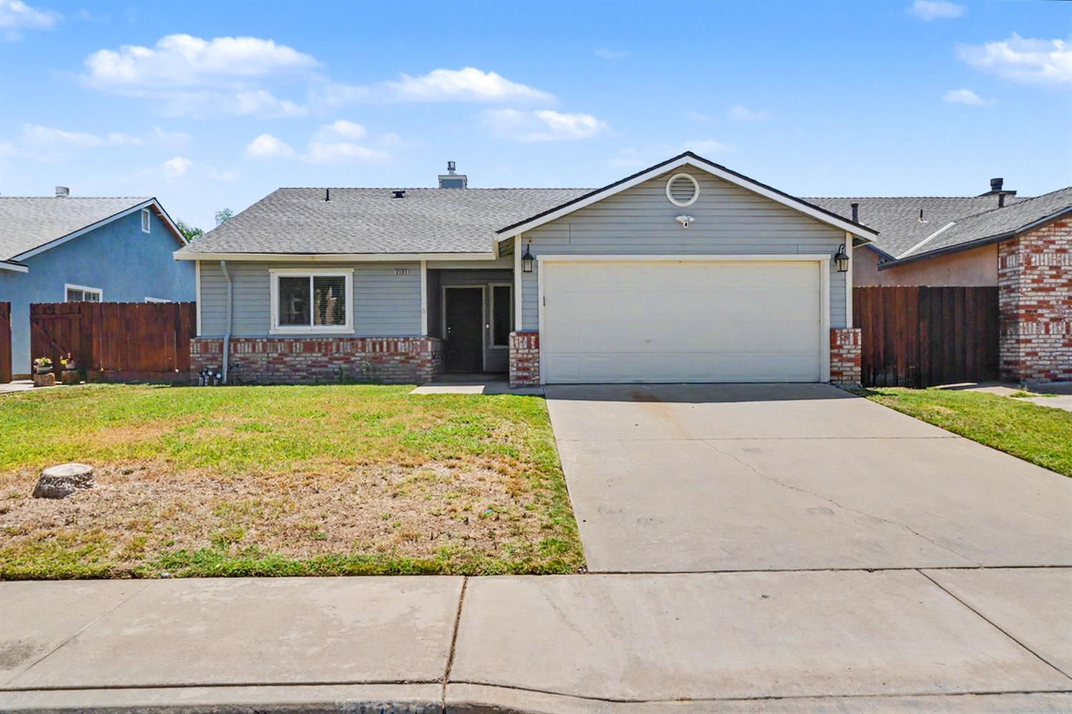 2121 Lincoln Ave, Chowchilla, CA 93610