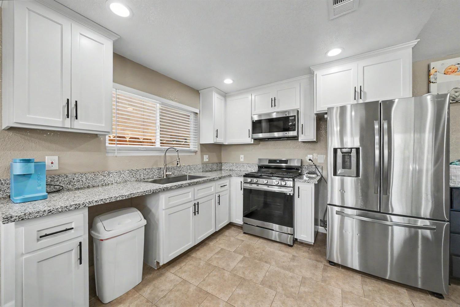2121 Lincoln Ave, Chowchilla, CA 93610