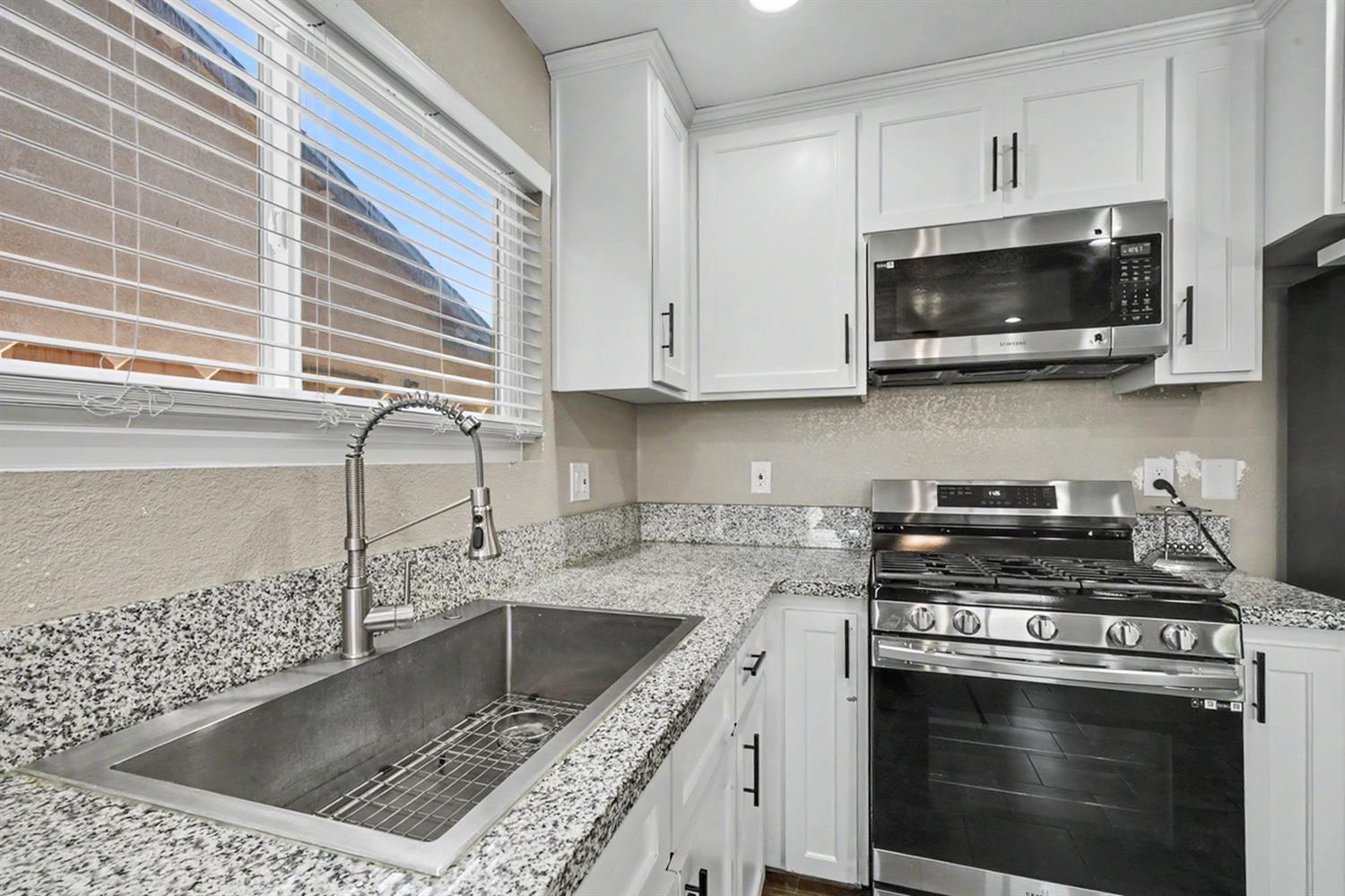 2121 Lincoln Ave, Chowchilla, CA 93610