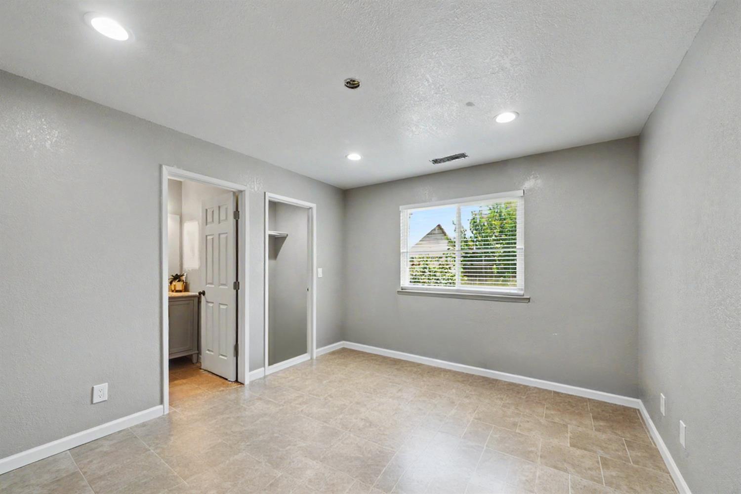 2121 Lincoln Ave, Chowchilla, CA 93610