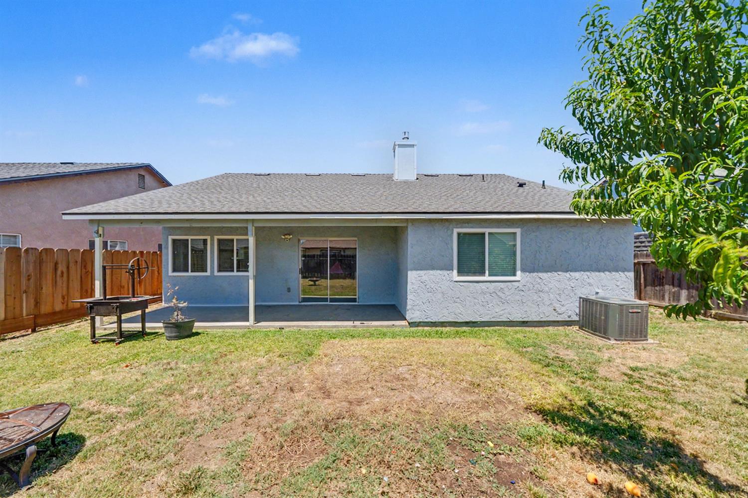 2121 Lincoln Ave, Chowchilla, CA 93610
