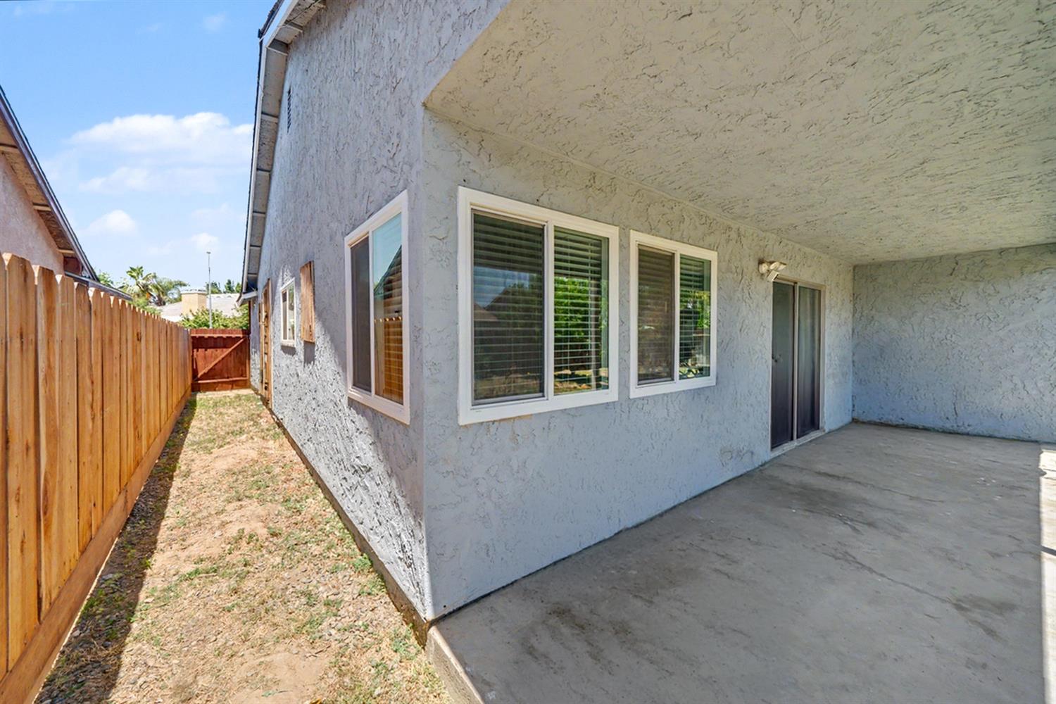 2121 Lincoln Ave, Chowchilla, CA 93610
