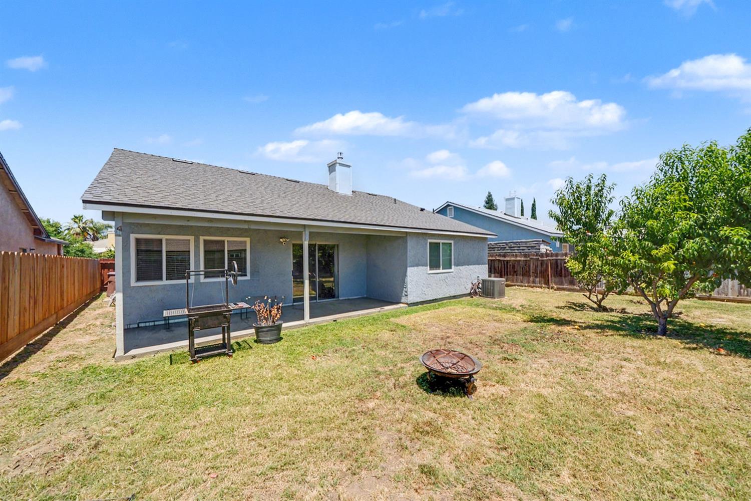 2121 Lincoln Ave, Chowchilla, CA 93610