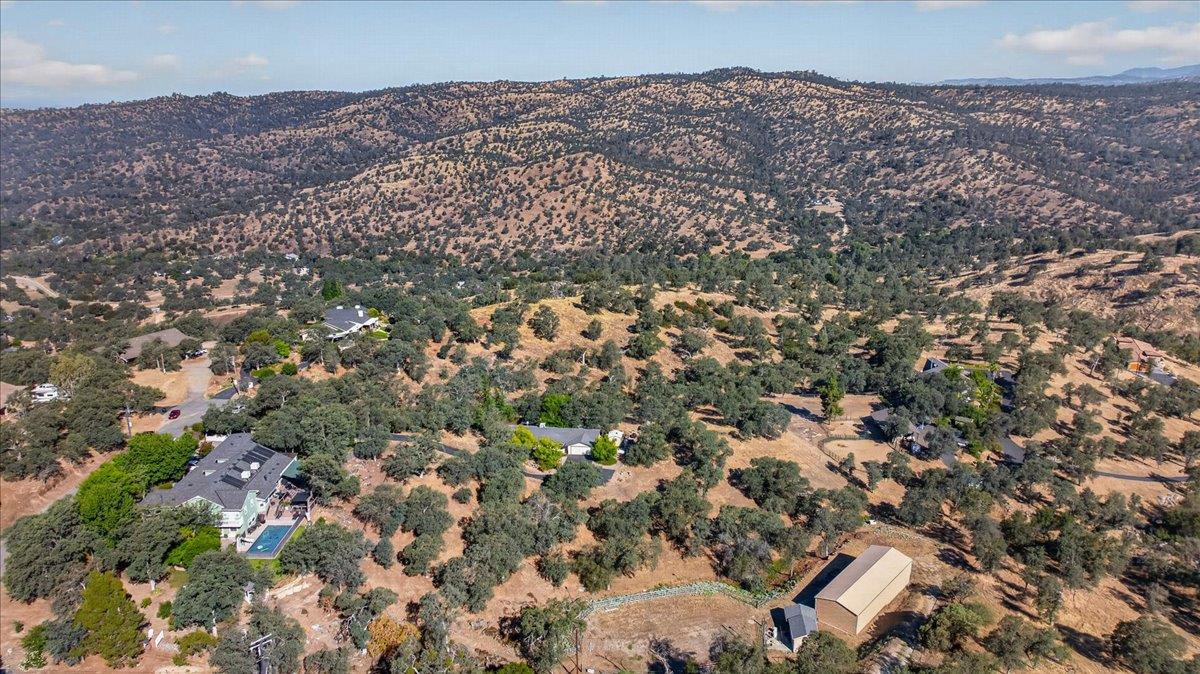 41393 Roaring RIver Way, Coarsegold, CA 93614