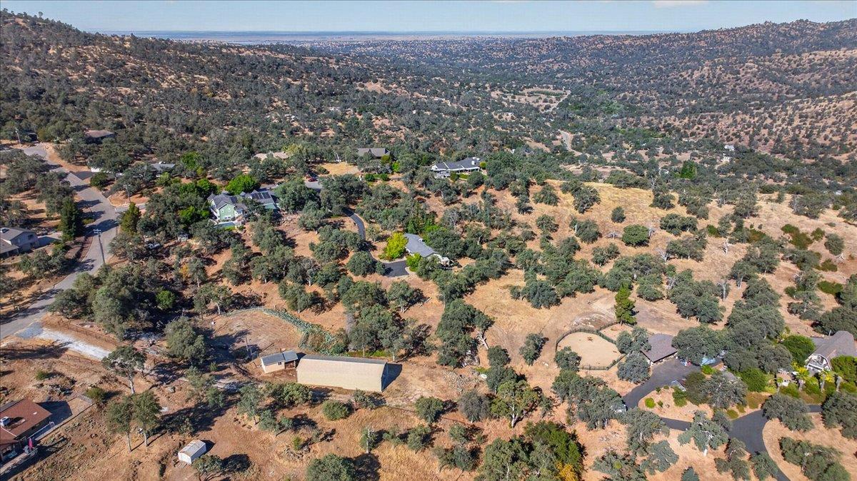 41393 Roaring RIver Way, Coarsegold, CA 93614