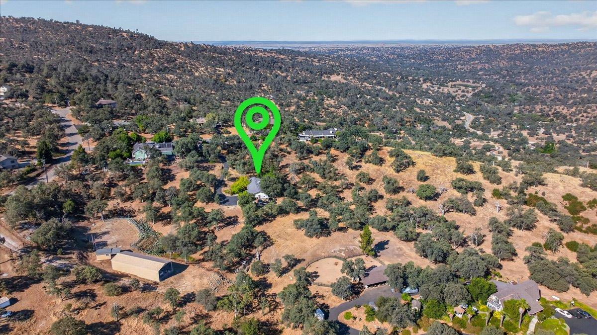 41393 Roaring RIver Way, Coarsegold, CA 93614