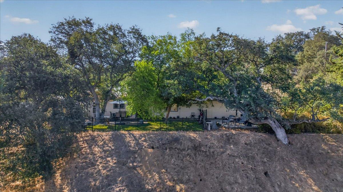 41393 Roaring RIver Way, Coarsegold, CA 93614