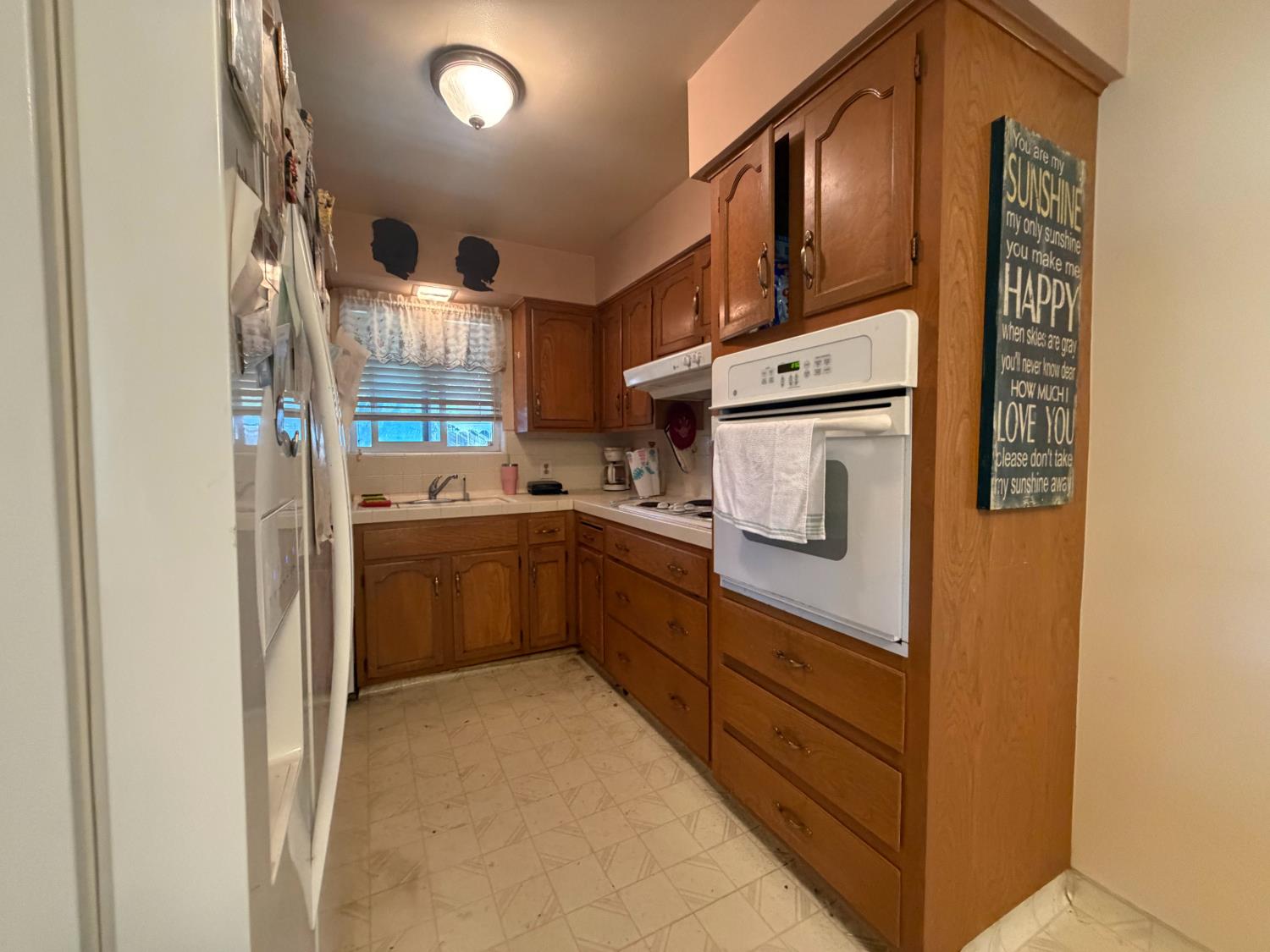 6545 N Raisina Ave, Fresno, CA 93710