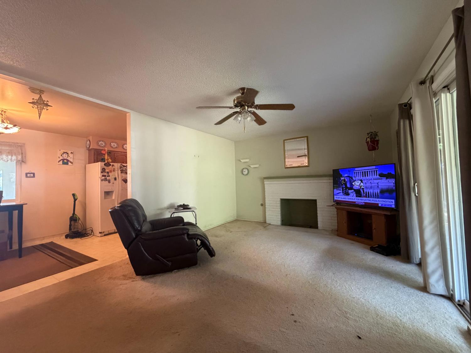 6545 N Raisina Ave, Fresno, CA 93710