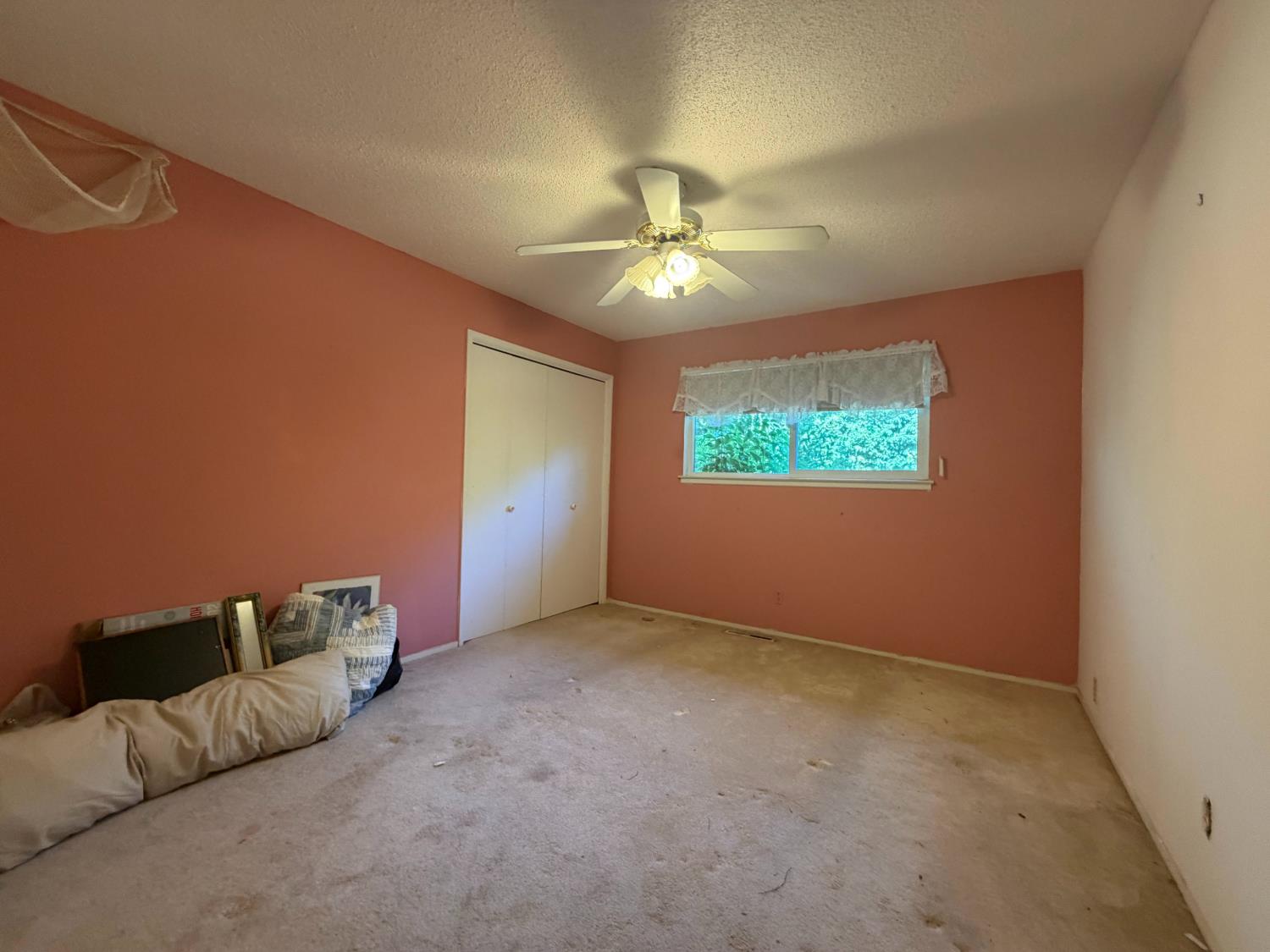 6545 N Raisina Ave, Fresno, CA 93710