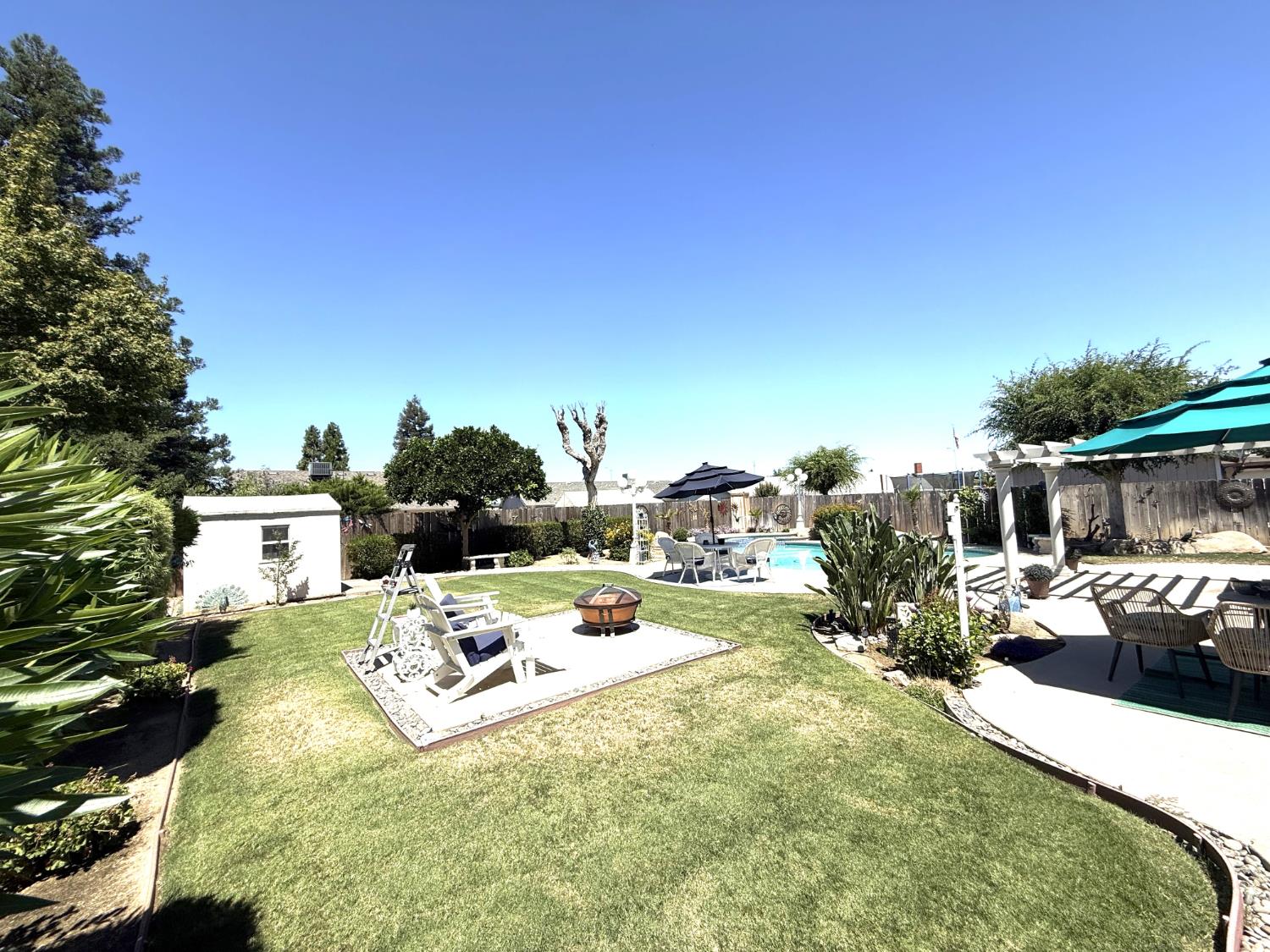 619 Citrus Ave, Fowler, CA 93625