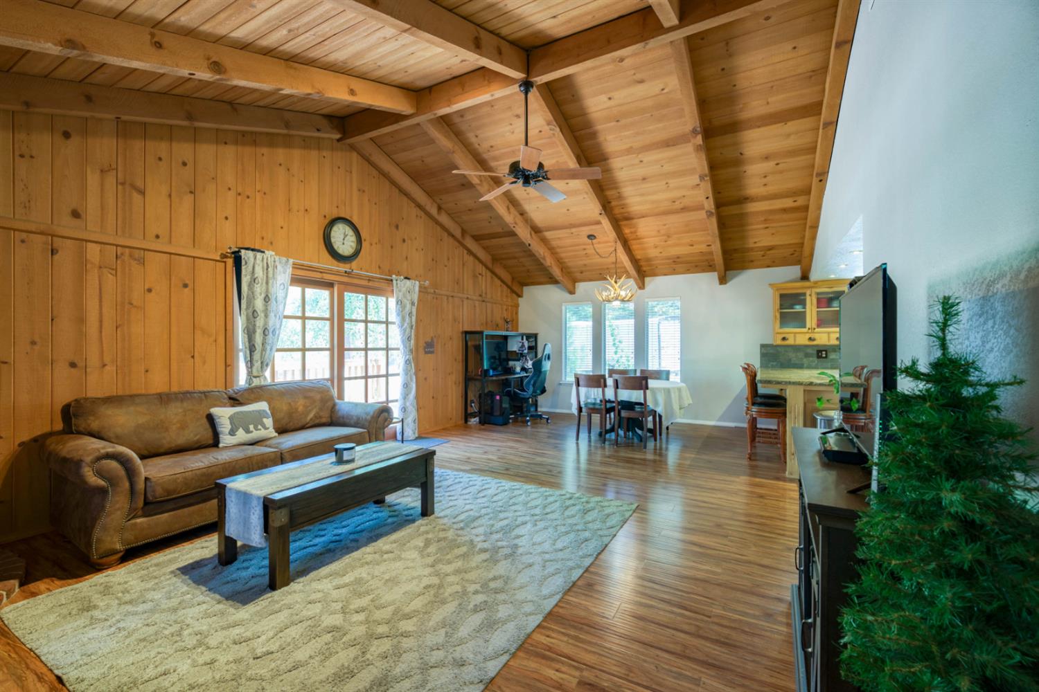 34035 Natoma Rd, Auberry, CA 93602