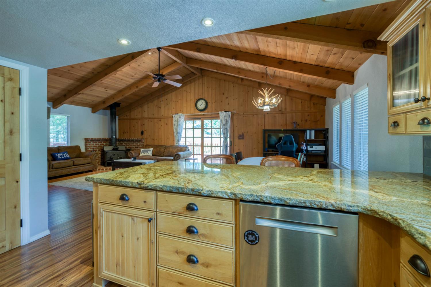 34035 Natoma Rd, Auberry, CA 93602