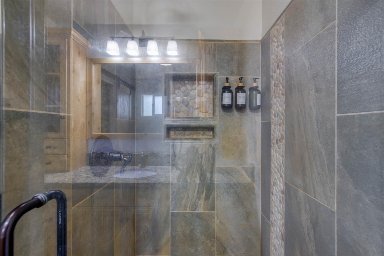 34035 Natoma Rd, Auberry, CA 93602