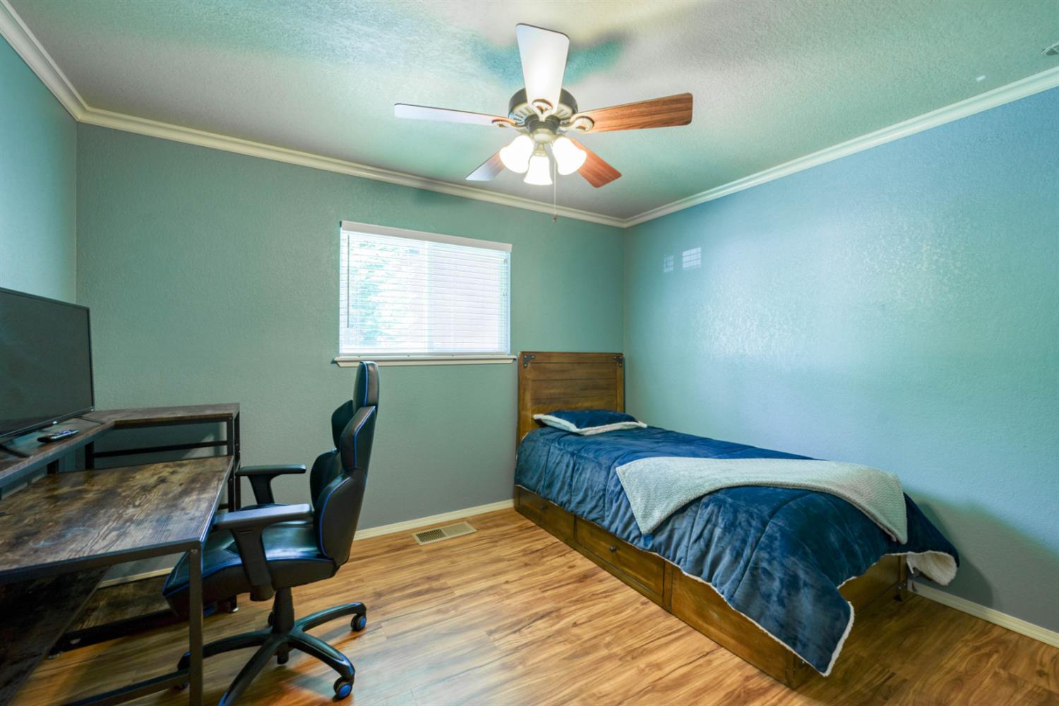 34035 Natoma Rd, Auberry, CA 93602