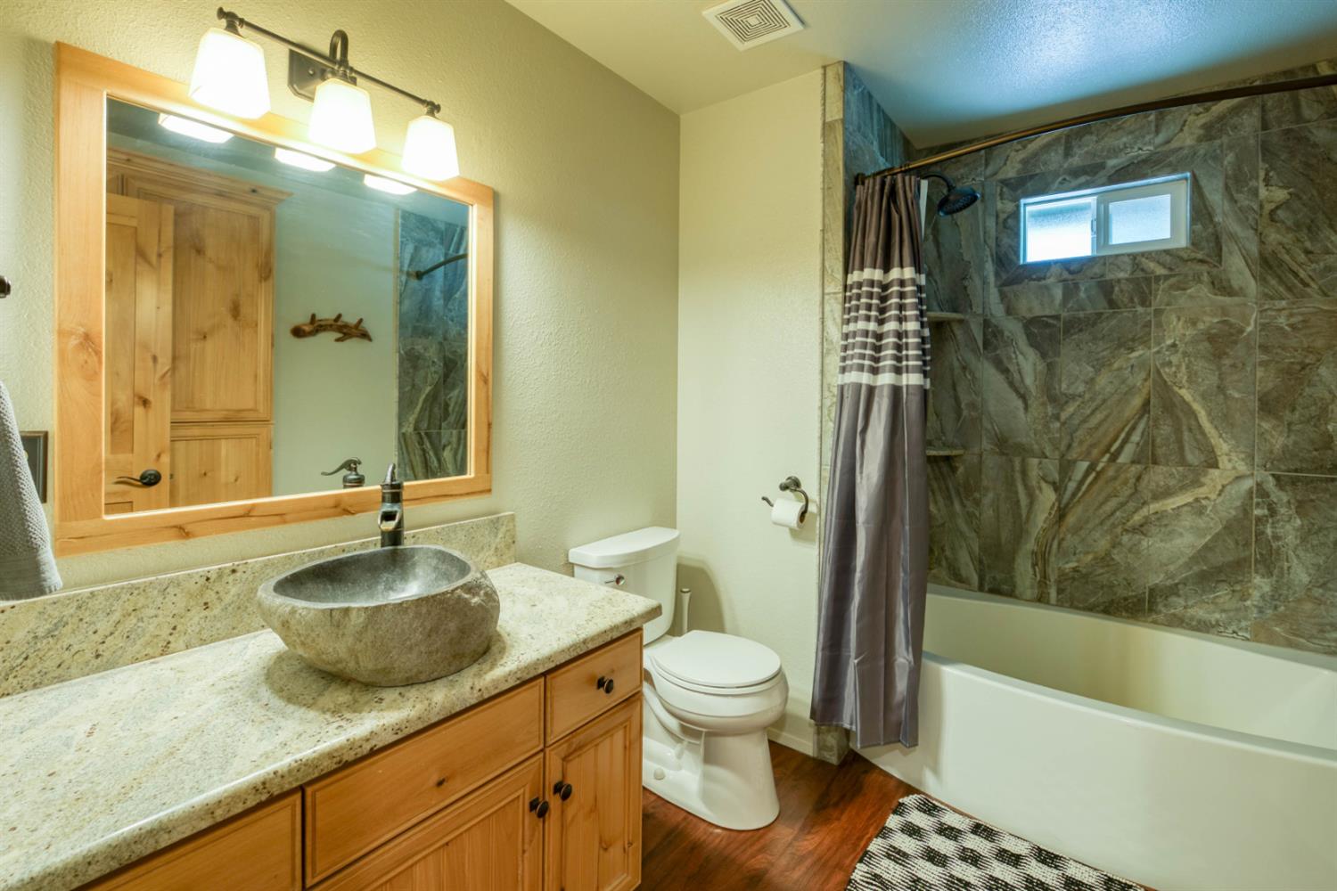 34035 Natoma Rd, Auberry, CA 93602