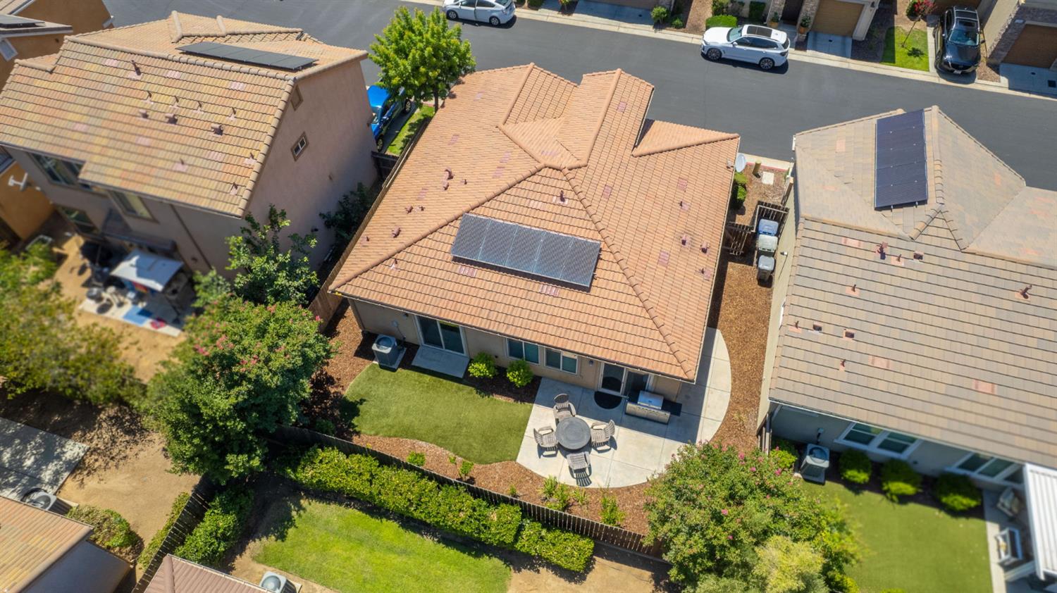 3269 Lahar Ln, Clovis, CA 93619