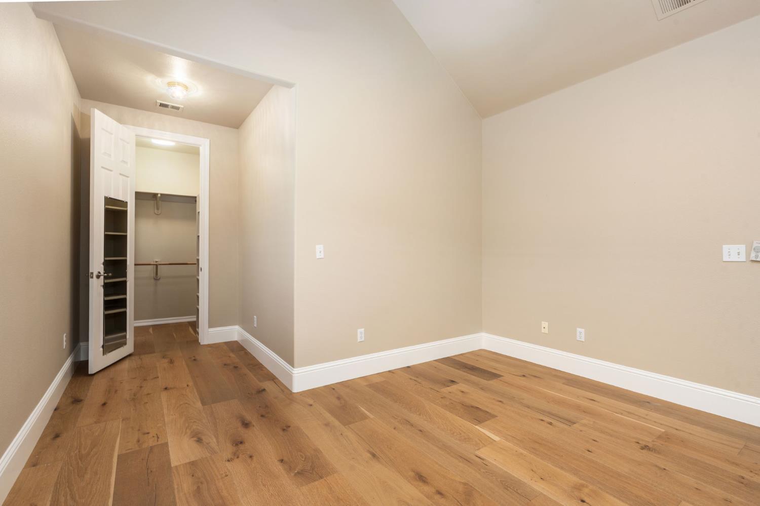 10260 N Archie Ave, Fresno, CA 93730