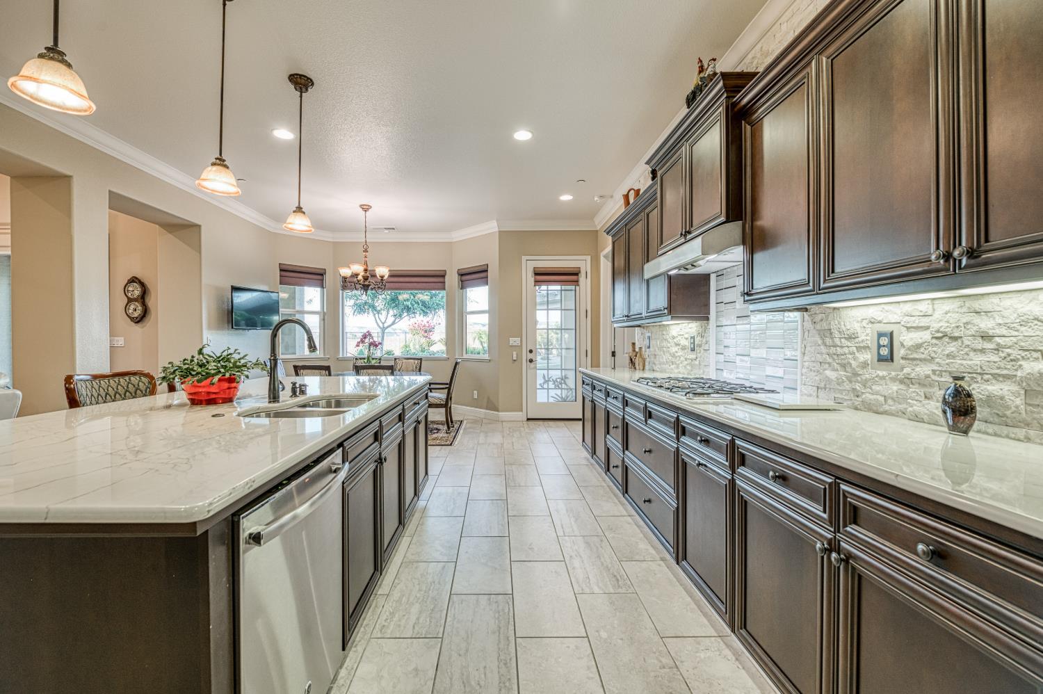 18993 Via Bella Vita, Friant, CA 93626