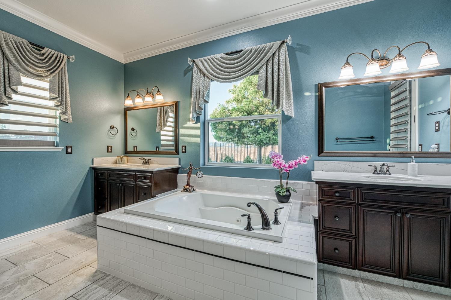 18993 Via Bella Vita, Friant, CA 93626