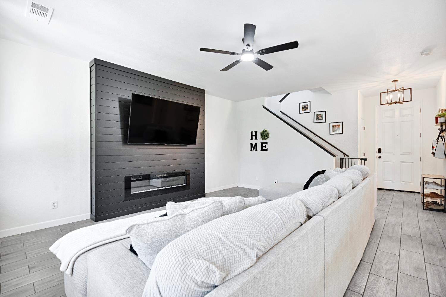 149 Dalton, Sanger, CA 93657