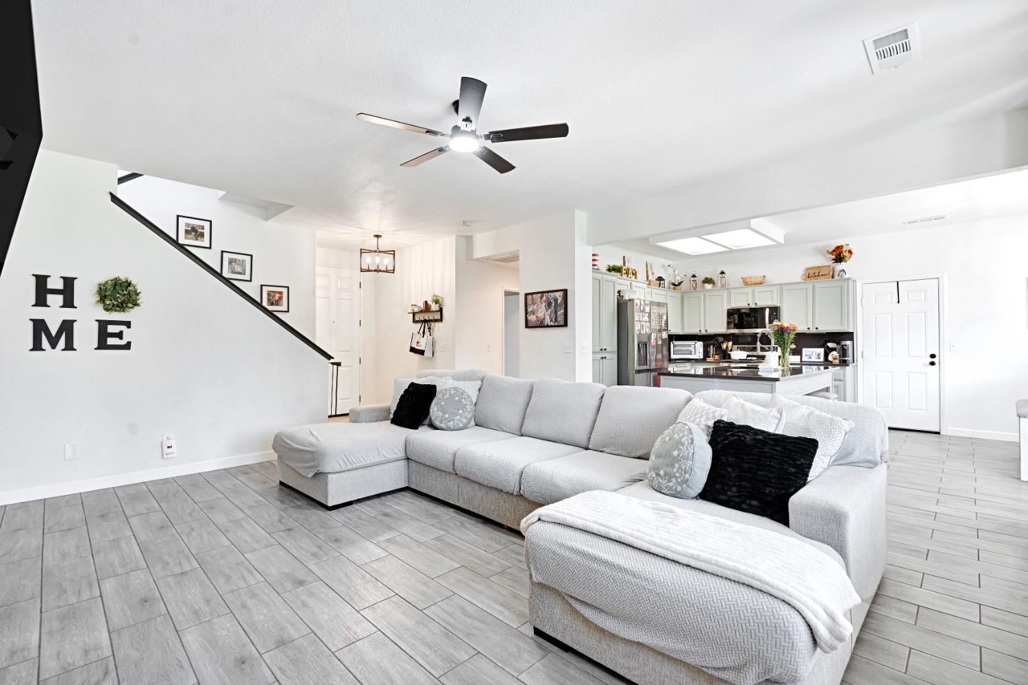 149 Dalton, Sanger, CA 93657