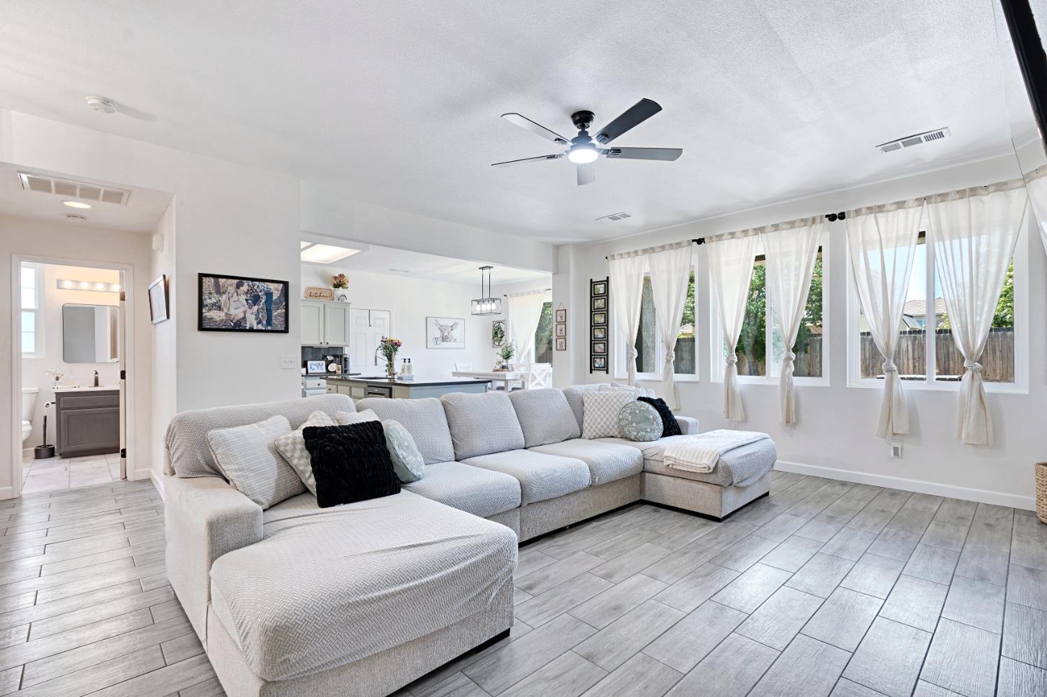 149 Dalton, Sanger, CA 93657