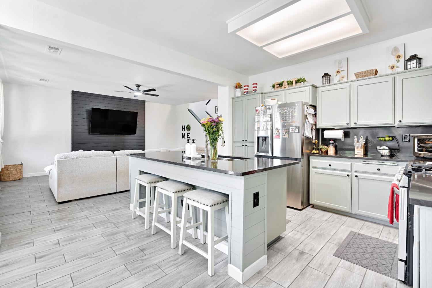 149 Dalton, Sanger, CA 93657