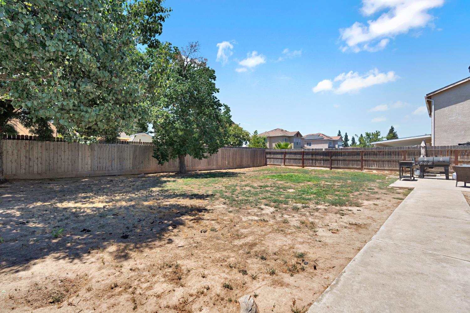 149 Dalton, Sanger, CA 93657