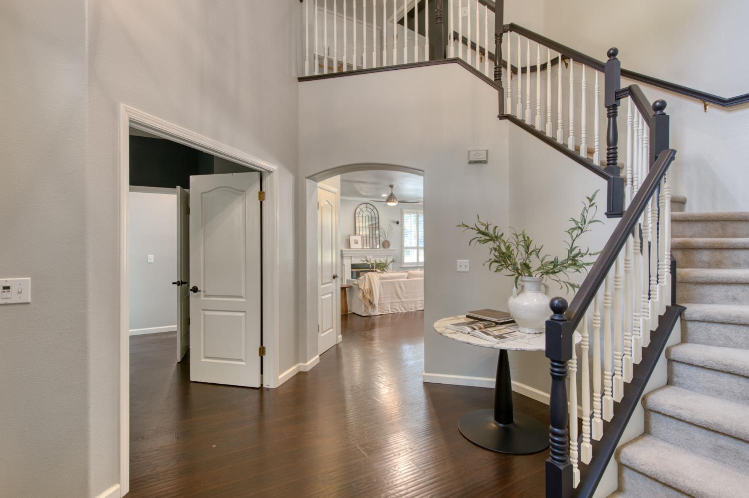 10340 N Sinclair, Fresno, CA 93720