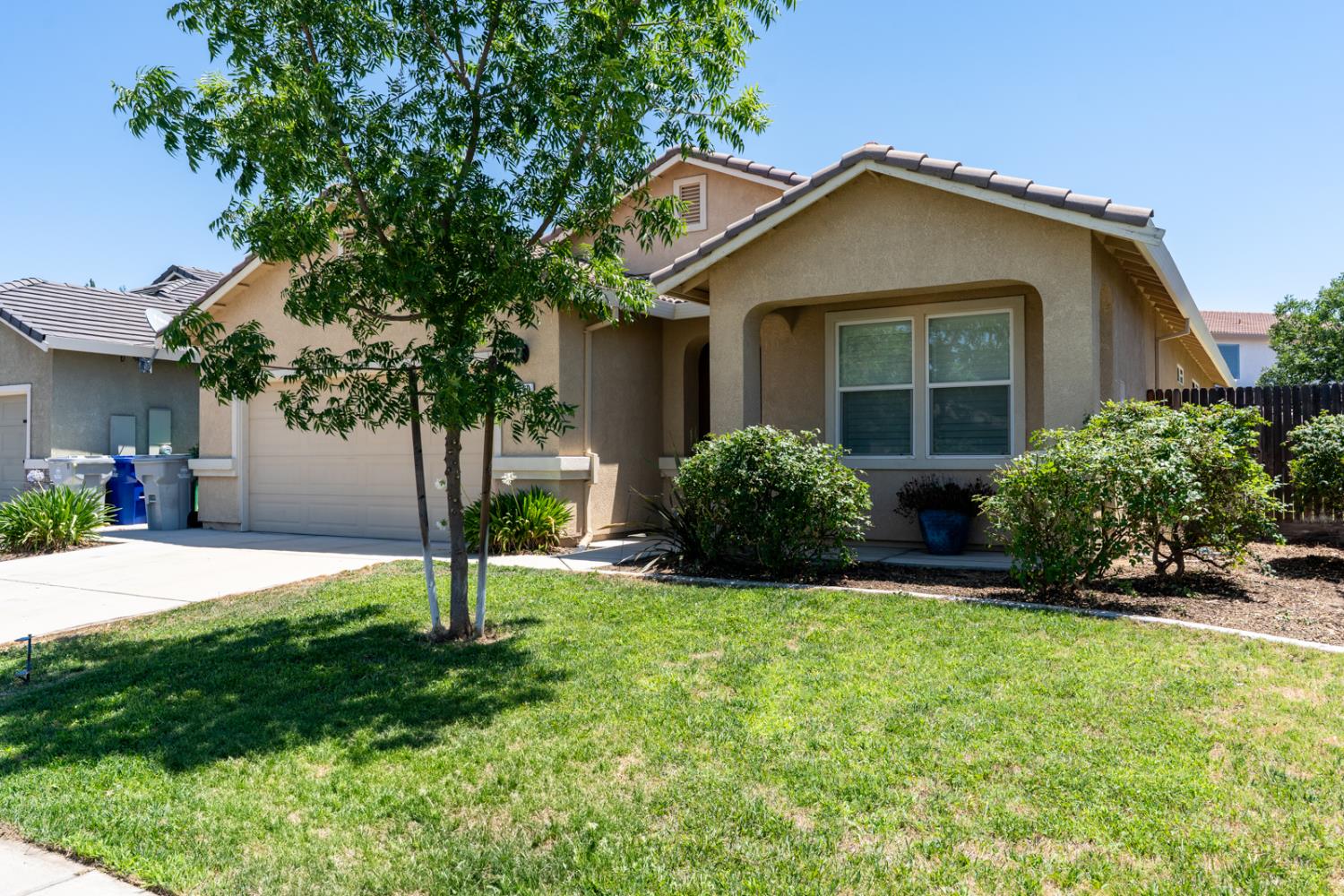 2580 Stone Creek Dr, Atwater, CA 95301
