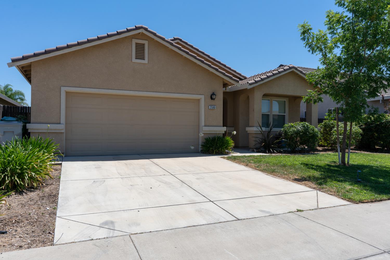 2580 Stone Creek Dr, Atwater, CA 95301