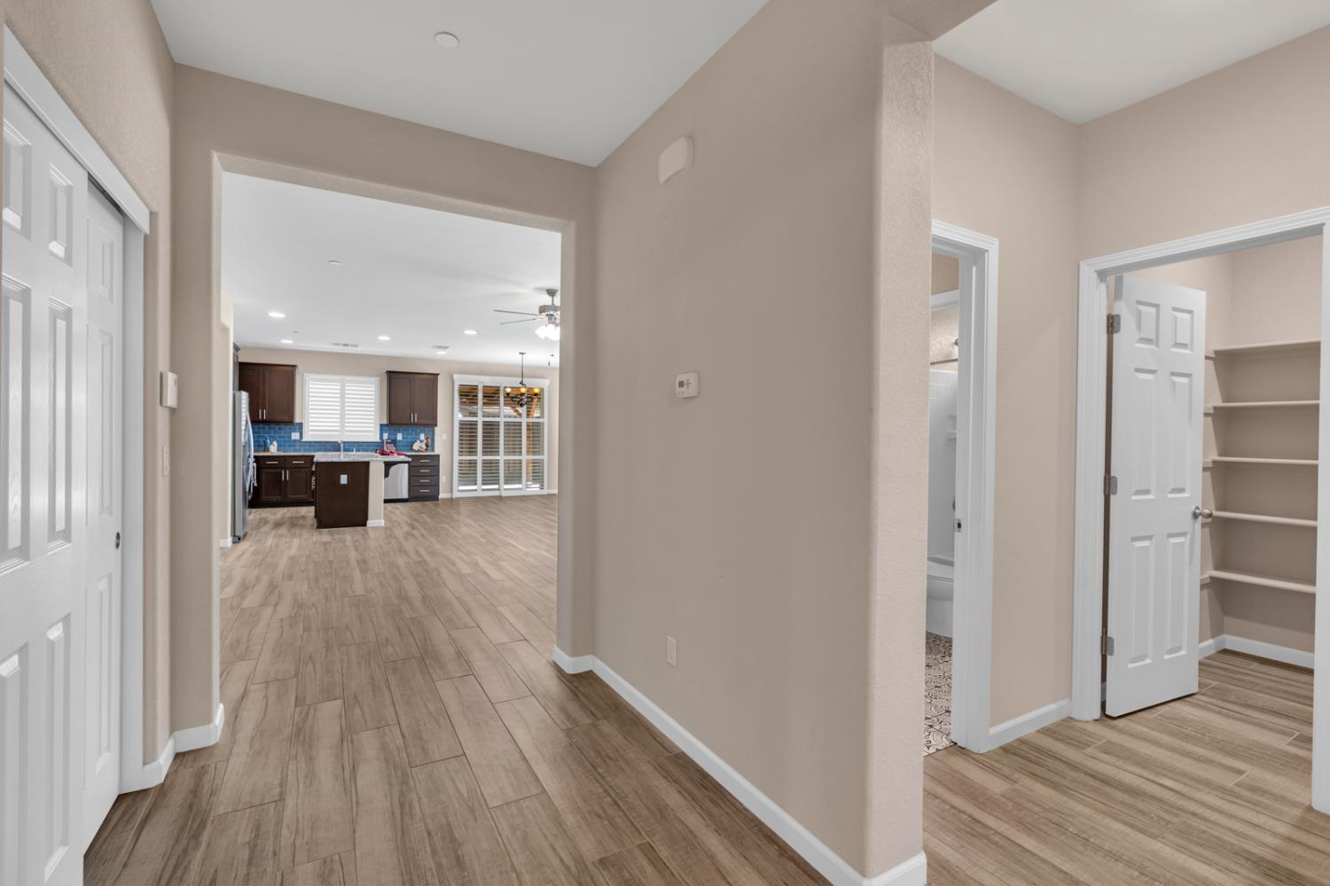 2580 Stone Creek Dr, Atwater, CA 95301