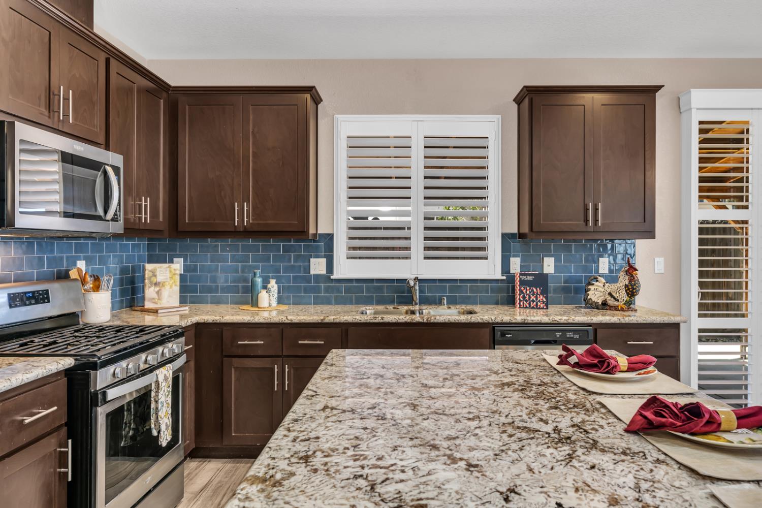 2580 Stone Creek Dr, Atwater, CA 95301