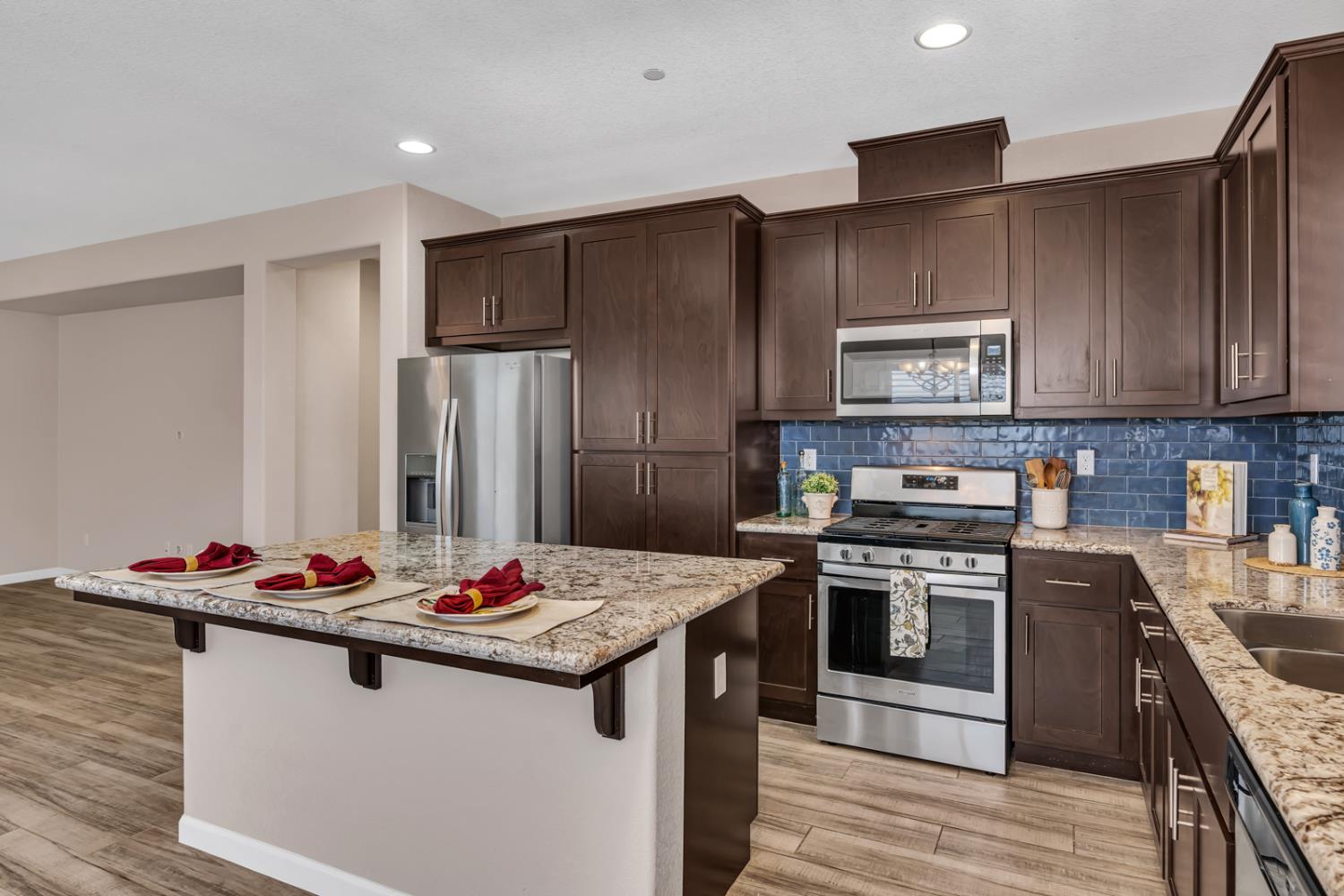 2580 Stone Creek Dr, Atwater, CA 95301