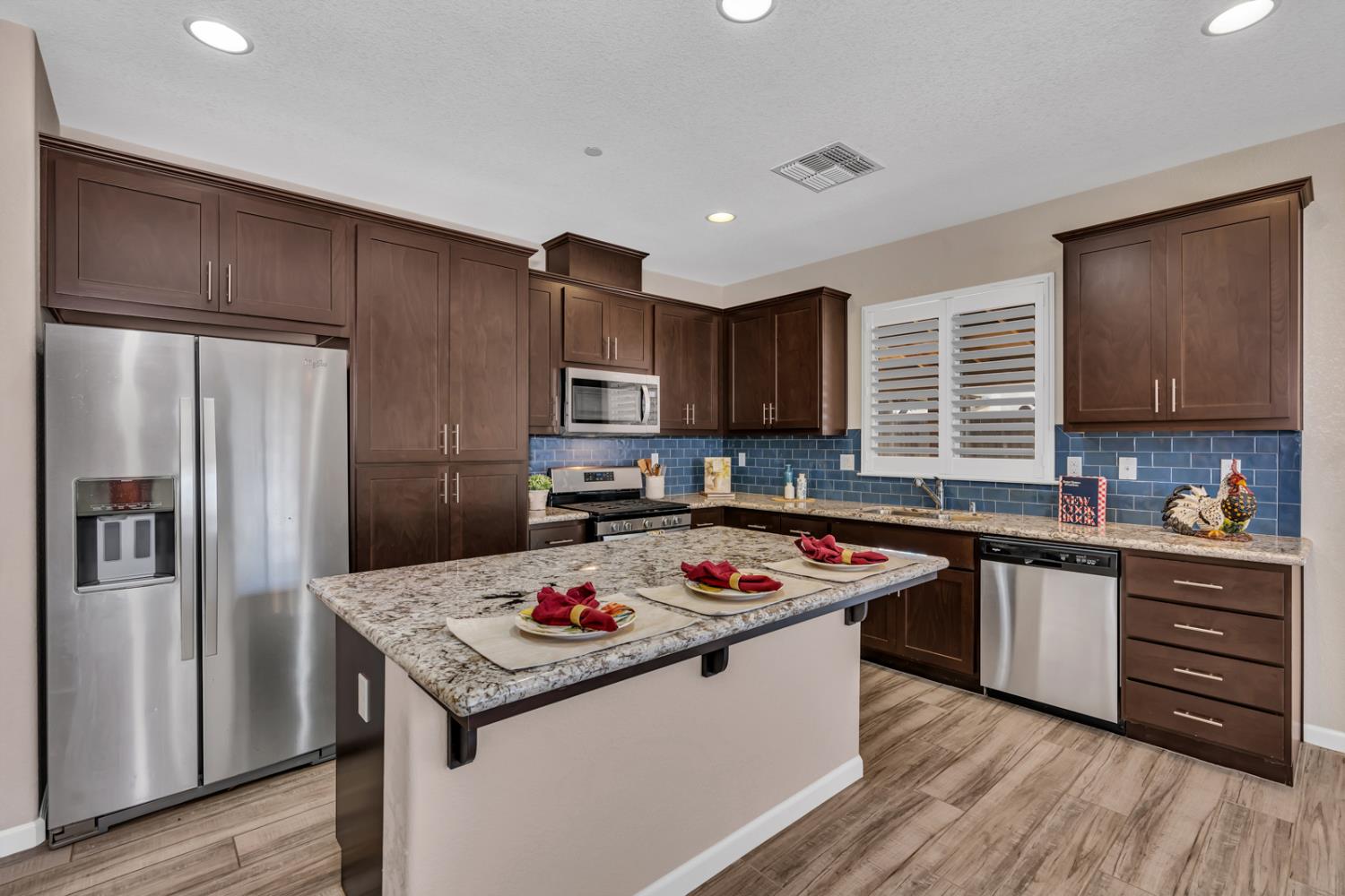 2580 Stone Creek Dr, Atwater, CA 95301