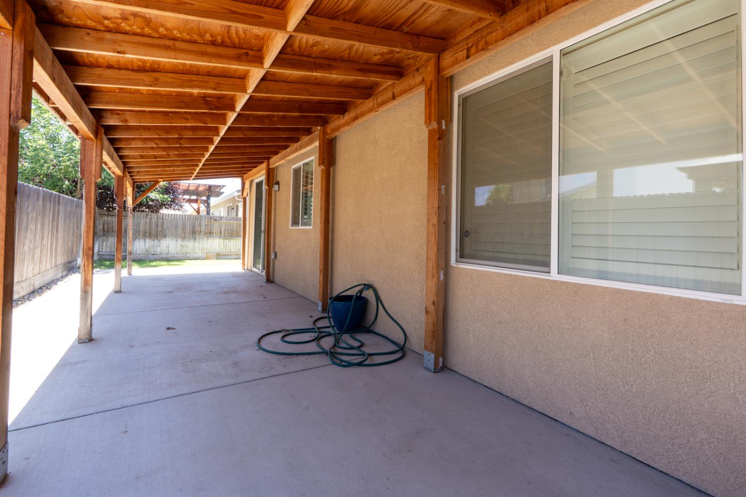 2580 Stone Creek Dr, Atwater, CA 95301