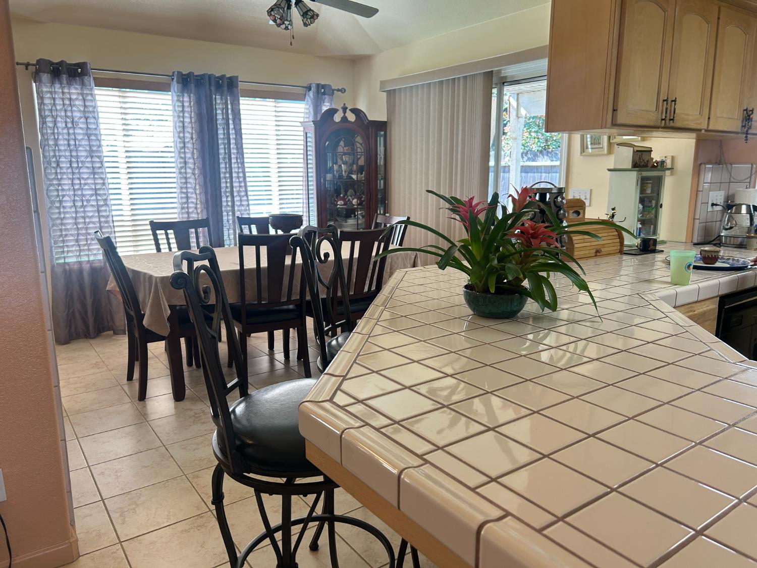 6305 N Marty Ave, Fresno, CA 93711