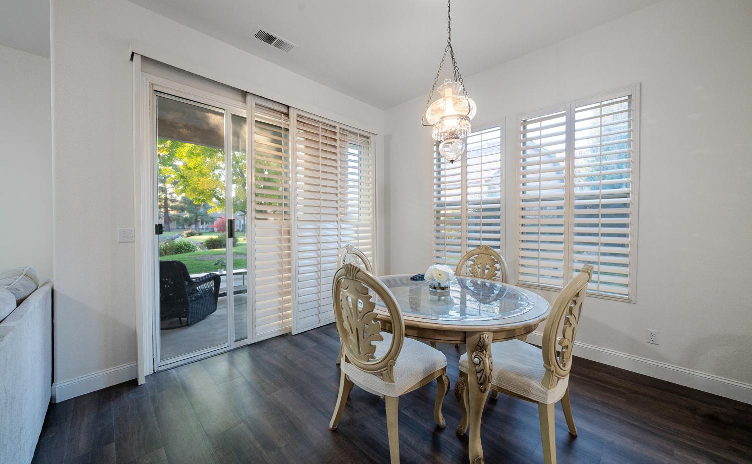 2272 Dawson Cove Ln, Clovis, CA 93611