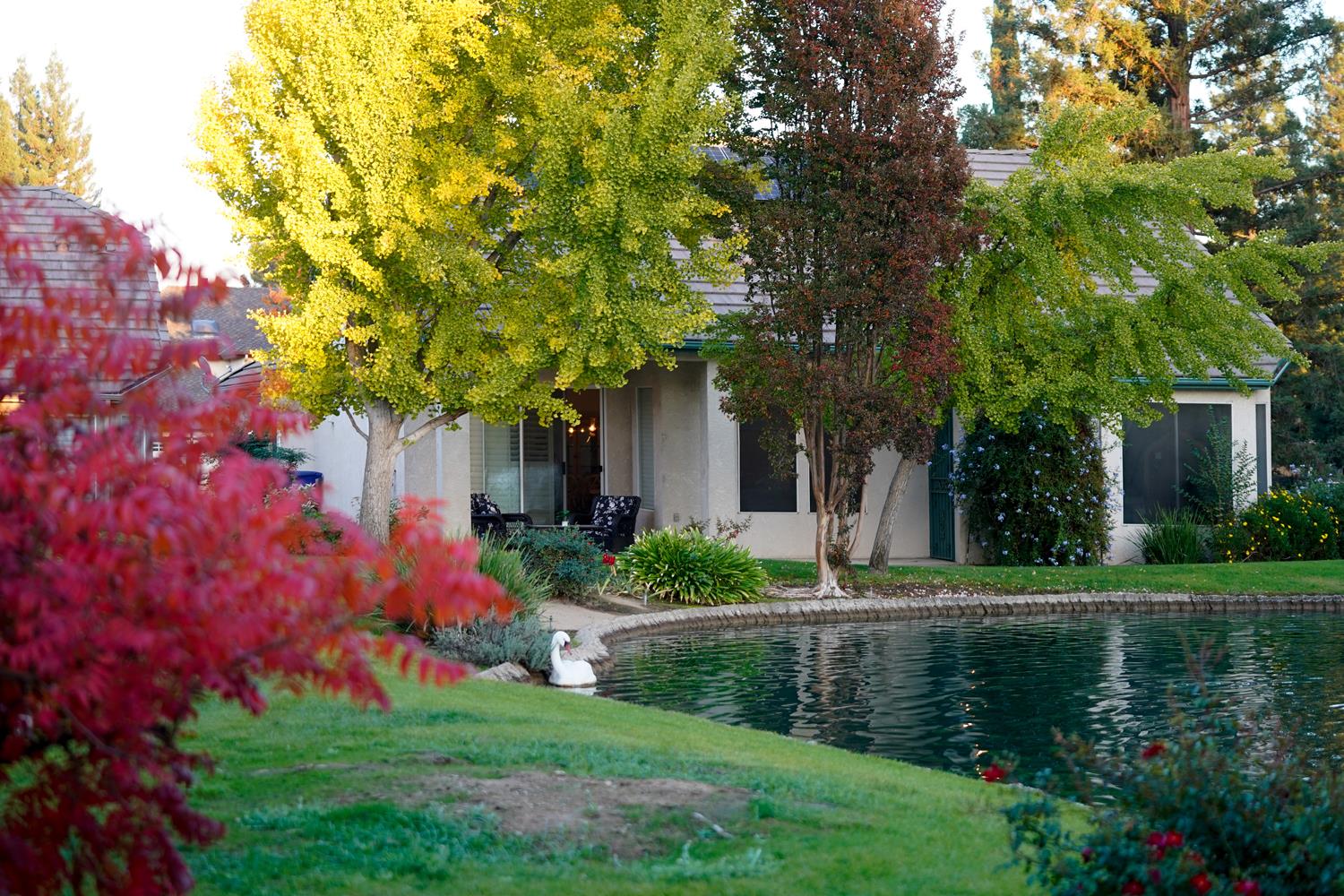 2272 Dawson Cove Ln, Clovis, CA 93611