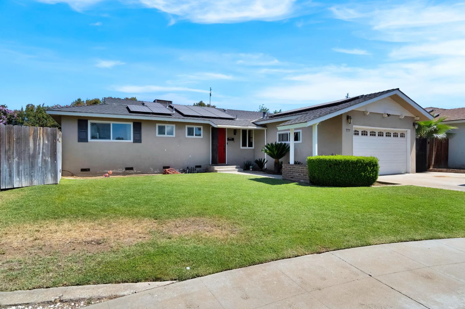 777 W Indianapolis Ave, Clovis, CA 93612