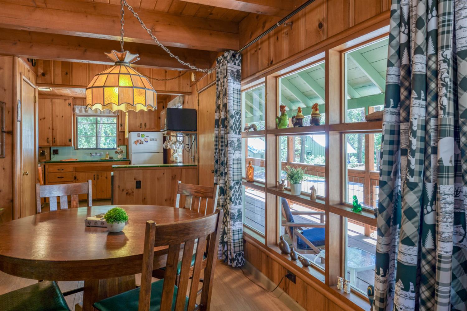41760 Sparrow Rd, Shaver Lake, CA 93664