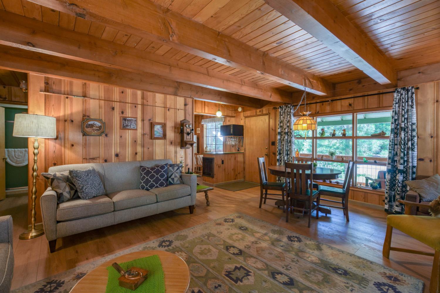 41760 Sparrow Rd, Shaver Lake, CA 93664